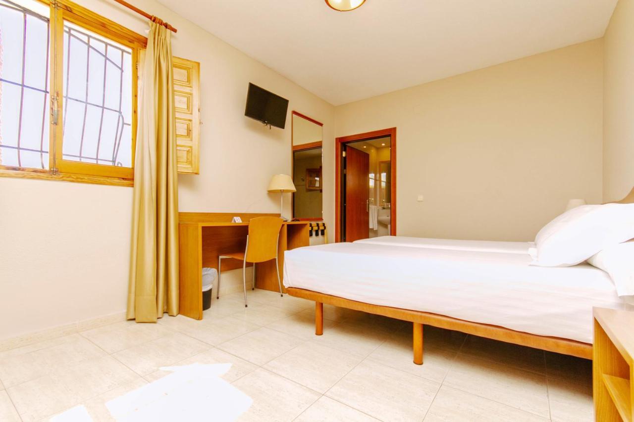 Hostal San Juan Ел Кампело Екстериор снимка