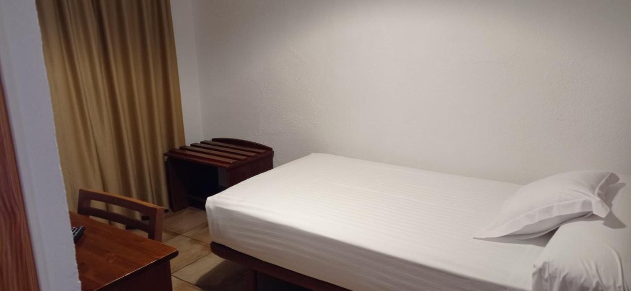 Hostal San Juan Ел Кампело Екстериор снимка
